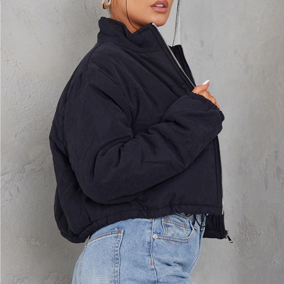 Black Cropped Puffer - Picture 2 of 3